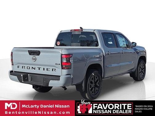 Boulder Gray Pearl 2026 Nissan Frontier SV