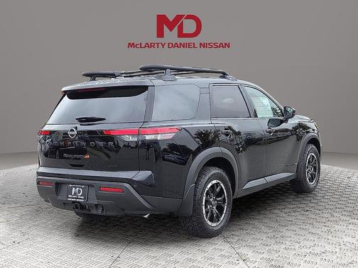 2025 Nissan Pathfinder Rock Creek 4WD
