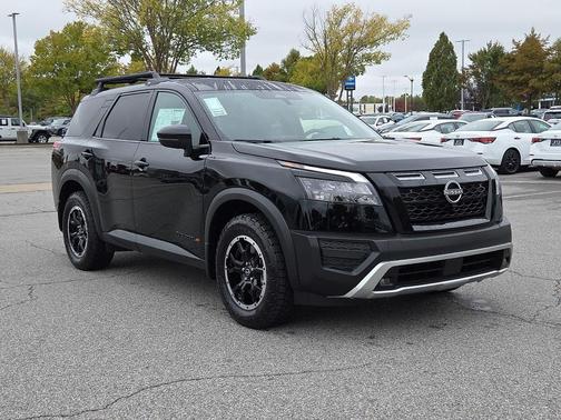 2025 Nissan Pathfinder Rock Creek 4WD