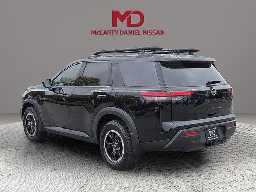 2025 Nissan Pathfinder Rock Creek 4WD