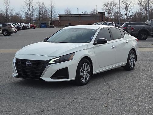 2024 Nissan Altima S FWD