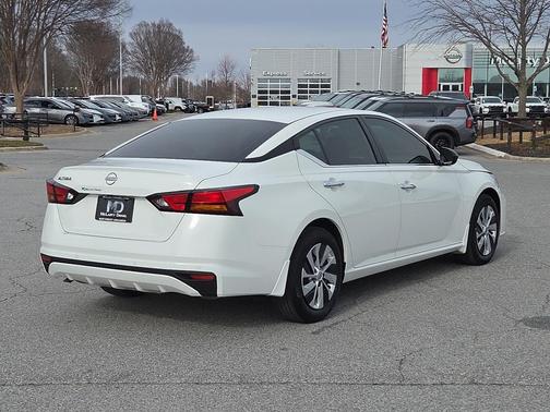 2024 Nissan Altima S FWD