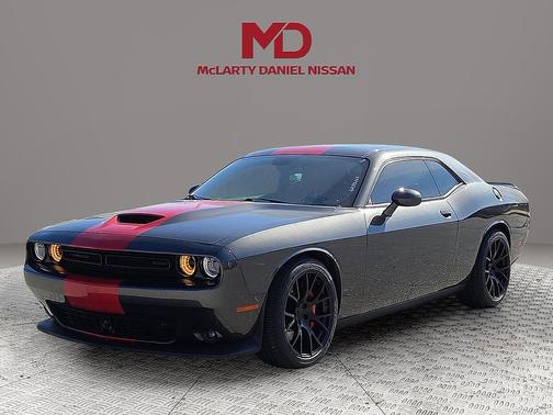2016 Dodge Challenger SRT 392