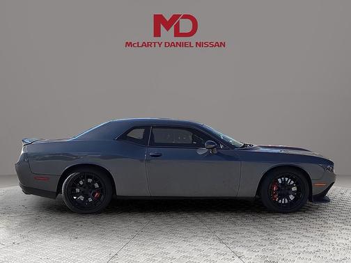 2016 Dodge Challenger SRT 392