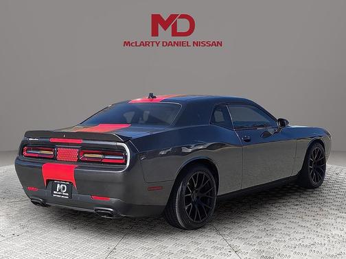 2016 Dodge Challenger SRT 392