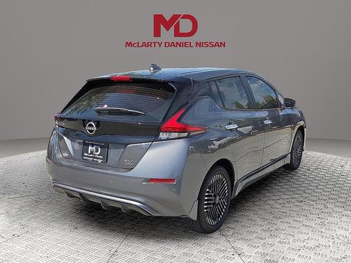 2025 Nissan Leaf SV PLUS