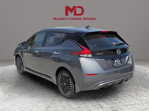 2025 Nissan Leaf SV PLUS