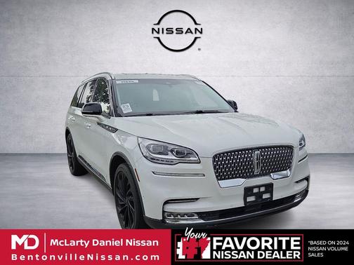 PRISTINE WHITE MET 3C 2023 Lincoln Aviator Reserve