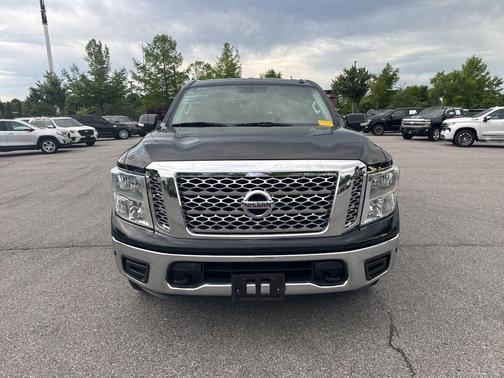 Magnetic Black 2018 Nissan Titan SV