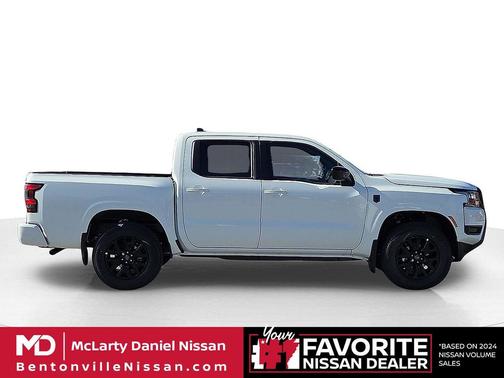 Glacier White 2026 Nissan Frontier SV
