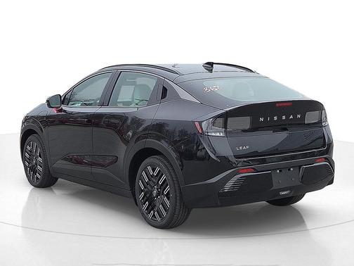 2026 Nissan Leaf PLATINUM+