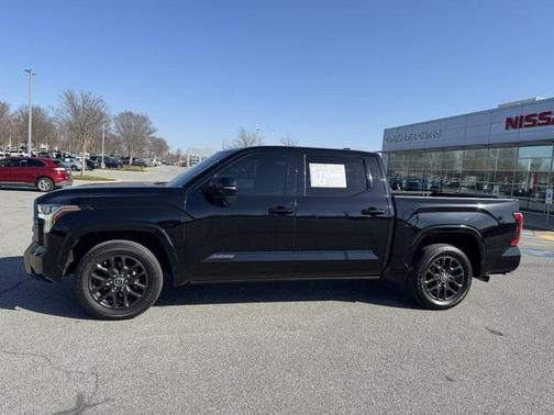 2022 Toyota Tundra Platinum