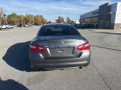 2017 Nissan Altima 2.5 SV