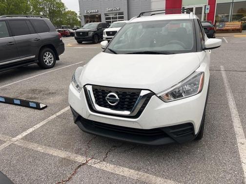 2018 Nissan Kicks SV