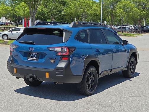 Geyser Blue 2024 Subaru Outback Wilderness