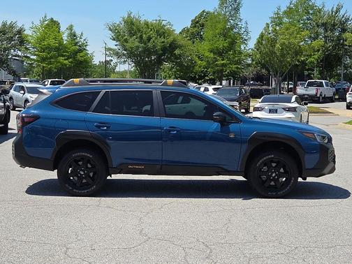 Geyser Blue 2024 Subaru Outback Wilderness