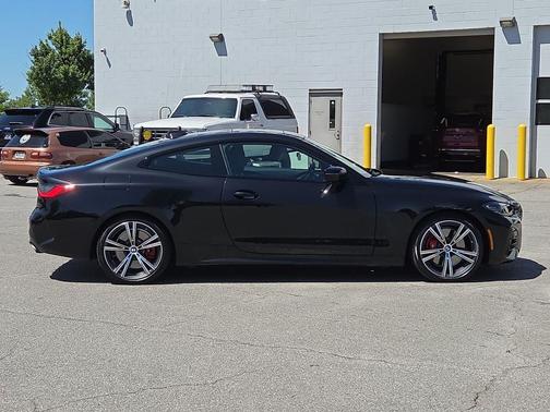 Black Sapphire Metallic 2022 BMW M440 i xDrive