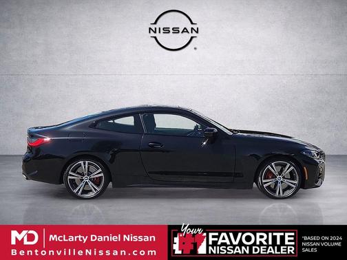 Black Sapphire Metallic 2022 BMW M440 i xDrive