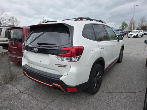 Crystal White Pearl 2022 Subaru Forester Sport