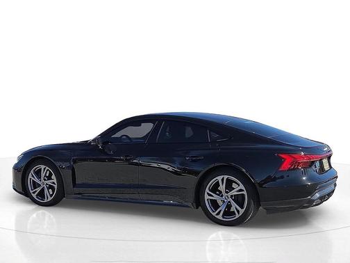 2022 Audi e-tron GT Premium Plus