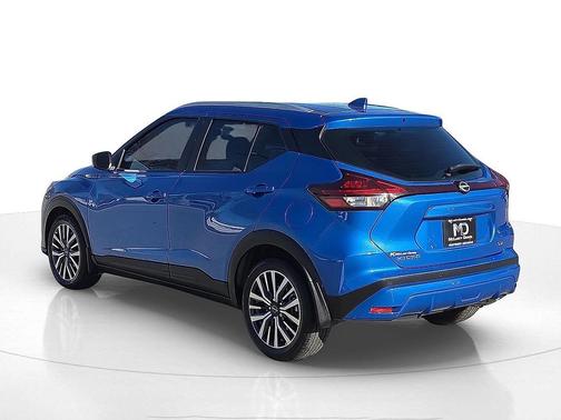 2022 Nissan Kicks SV