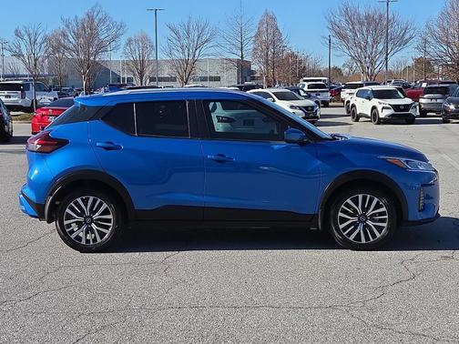 2022 Nissan Kicks SV