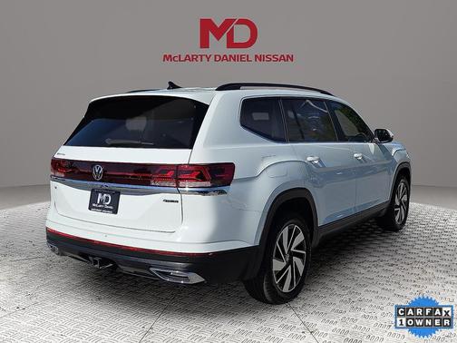 2024 Volkswagen Atlas 2.0T SE w/Technology 4MOTION