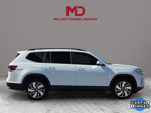 2024 Volkswagen Atlas 2.0T SE w/Technology 4MOTION