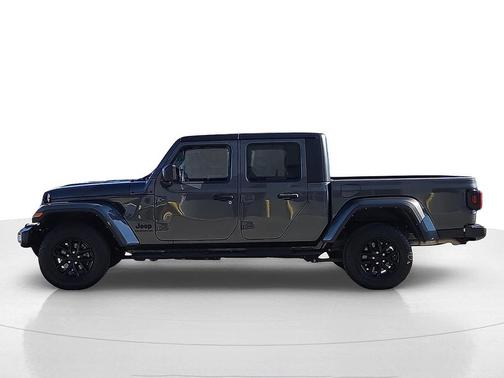 2022 Jeep Gladiator Sport S