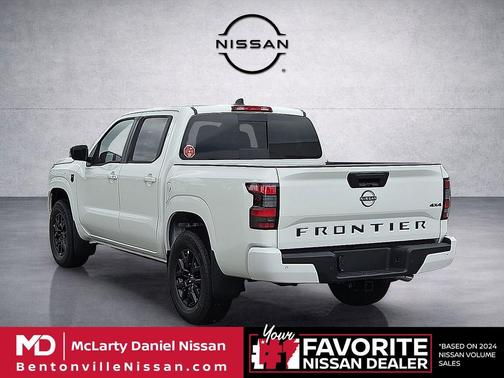 Glacier White 2026 Nissan Frontier SV