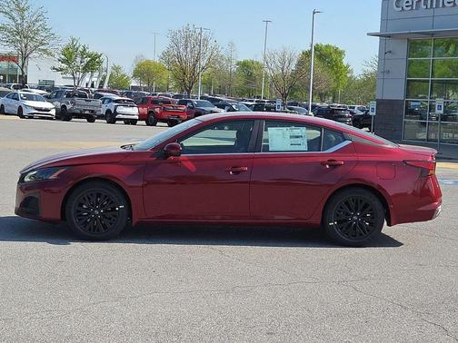 2026 Nissan Altima 2.5 SV