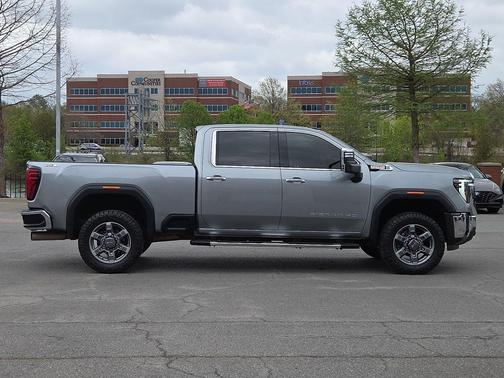 Sterling Metallic 2025 GMC Sierra 2500 SLT