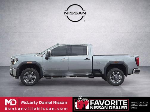 Sterling Metallic 2025 GMC Sierra 2500 SLT