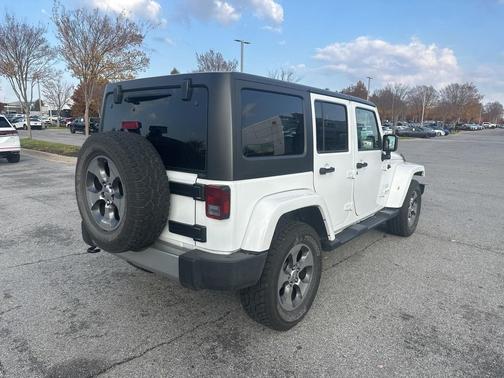 2017 Jeep Wrangler Unlimited Sahara