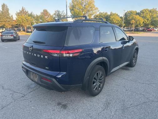 2022 Nissan Pathfinder SV 2WD