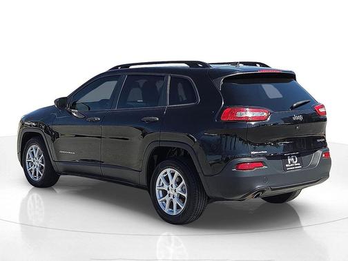Diamond Black Crystal Pearlcoat 2017 Jeep Cherokee Sport