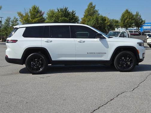 2025 Jeep Grand Cherokee L Altitude