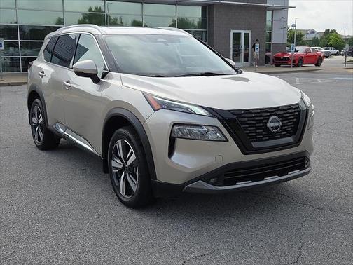 2022 Nissan Rogue SL