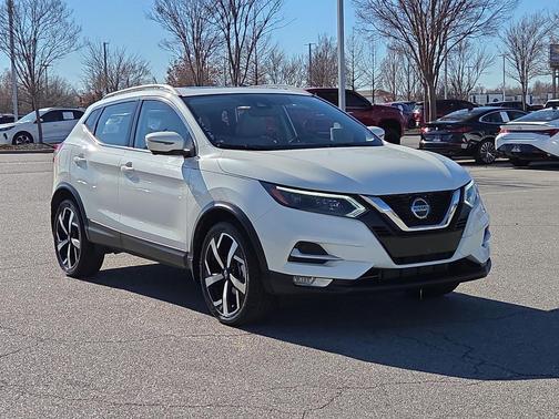 2021 Nissan Rogue Sport SL