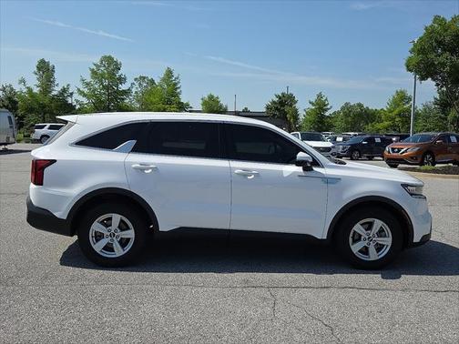 2021 Kia Sorento LX