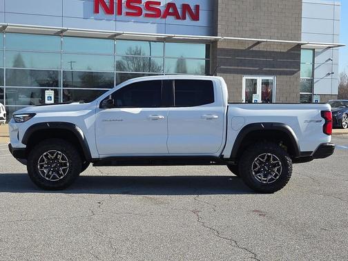 2024 Chevrolet Colorado ZR2