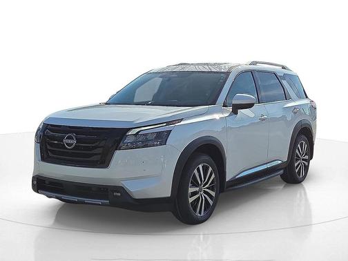 2025 Nissan Pathfinder Platinum 4WD
