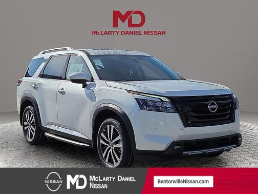 2025 Nissan Pathfinder Platinum 4WD