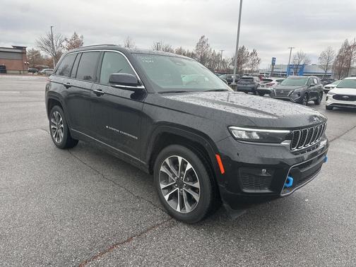 2023 Jeep Grand Cherokee 4xe Overland