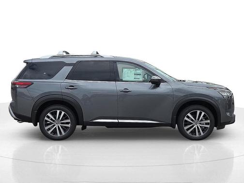 2025 Nissan Pathfinder Platinum FWD