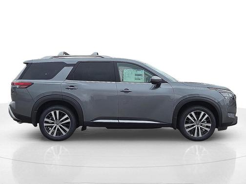 2025 Nissan Pathfinder Platinum 4WD