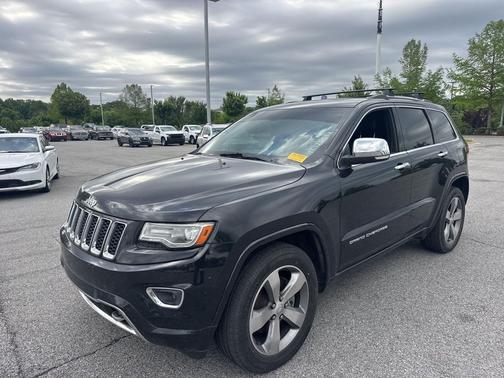 Brilliant Black Crystal Pearlcoat 2014 Jeep Grand Cherokee Overland