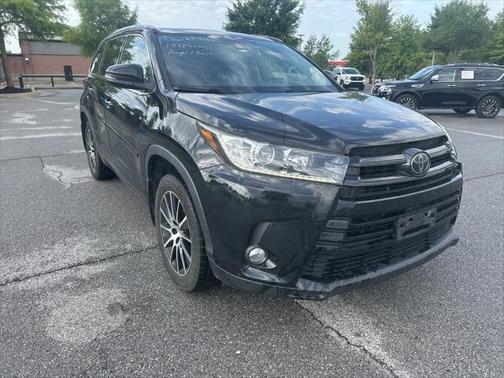 2018 Toyota Highlander SE