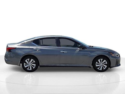 2024 Nissan Altima S FWD