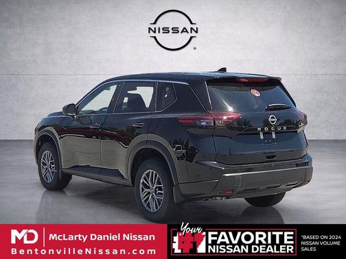 Super Black 2026 Nissan Rogue S